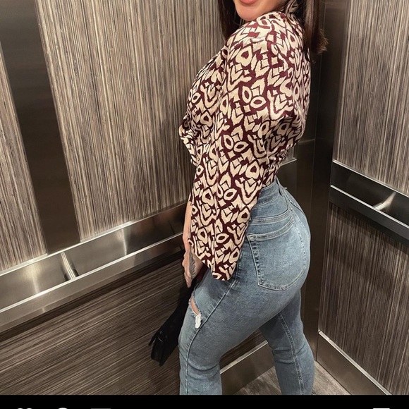 Zara crop long sleeve. Minimal wear, perfect condition. - Picture 2 of 2